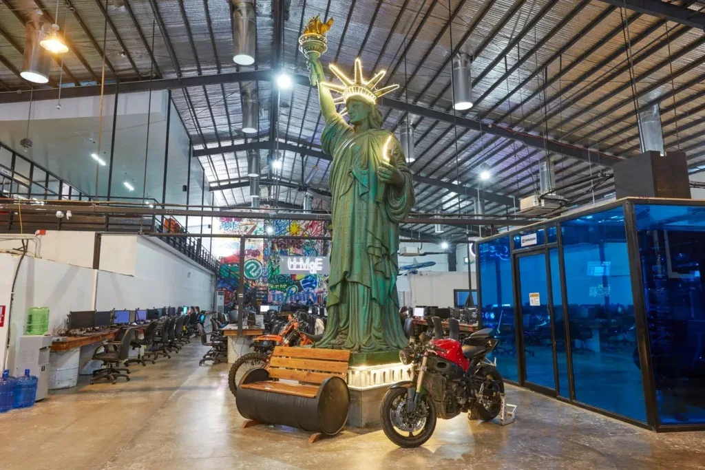 Inside Clark Outsourcing’s workplace in the Philippines